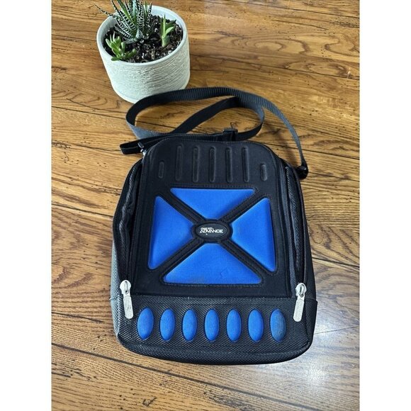 VINTAGE Nintendo Gameboy Advance Black and Blue Carrying Case Bag No Strap - Picture 1 of 7